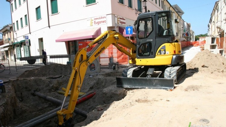 Komatsu PC 55MR-3